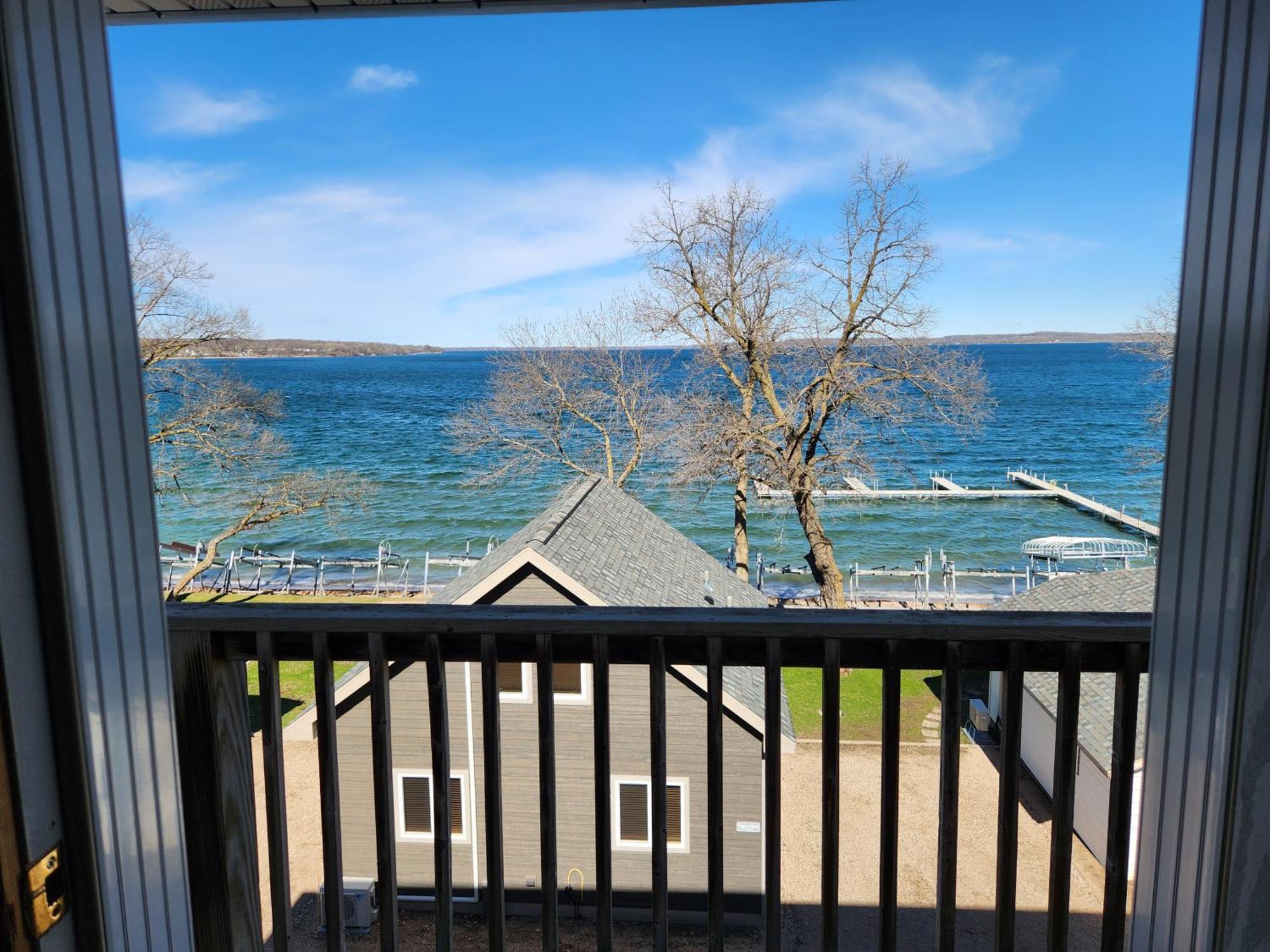 Viking Bay Resort And Lodge Miltona エクステリア 写真